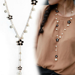 Long Flower Necklace with Pearl