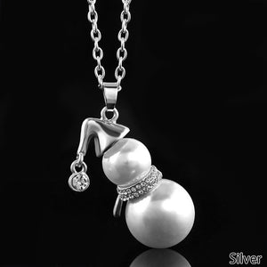Snowman Pendant Pearl Necklace